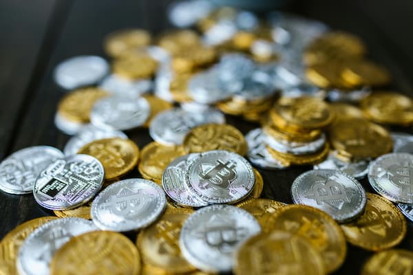 数字人民币扩容至30家，黄金何去何从？